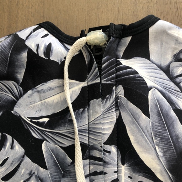 Rip curl G Bomb 1 mm summer wetsuit - Picture 7 of 8